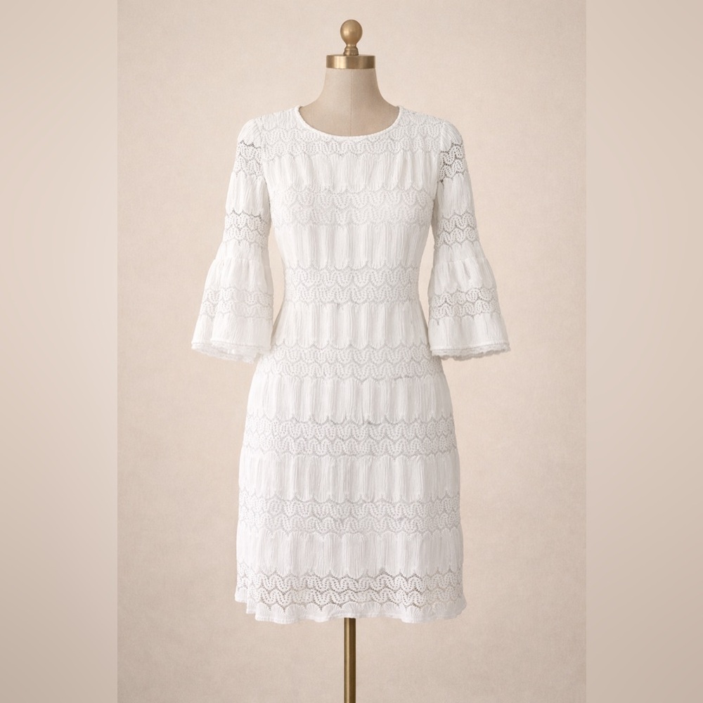 New York & Company White Lace Shift Dress Bell Sleeve Size M Textured Boho
